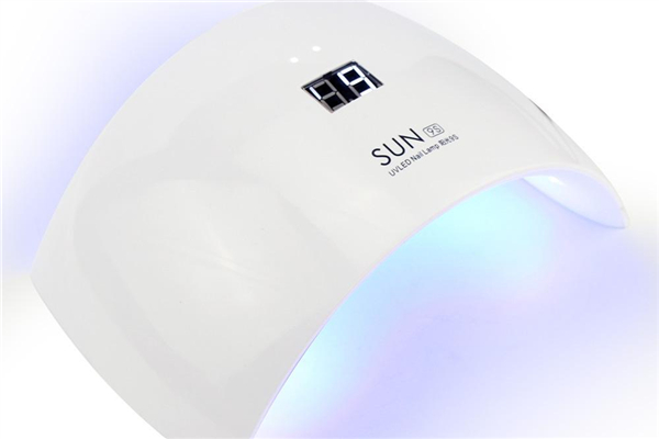 美甲灯多久会老化，美甲灯多久换一次