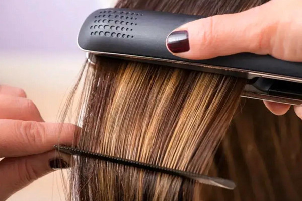 头发拉直对头发伤害大吗，头发拉直的步骤有哪些