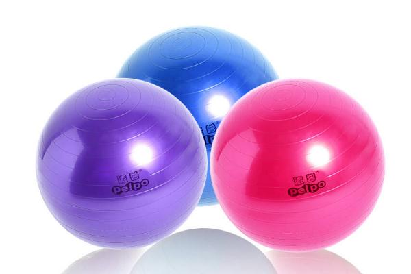 瑜伽球是充气的吗，瑜伽球充气到什么程度合适