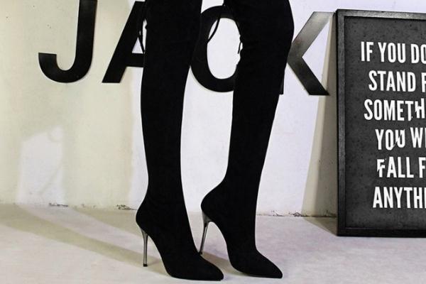 长筒靴买大还是买小，长筒靴买加绒还是单的