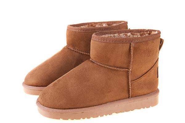 雪地靴对脚的危害，雪地靴会滑吗