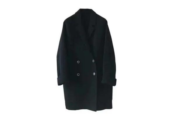 毛呢大衣是不是大点好，呢子大衣怎么搭配好看