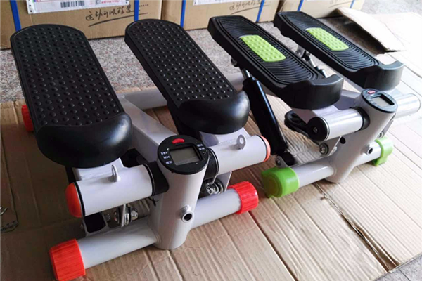 踏步机适合老年人吗，踏步机老年人能用吗