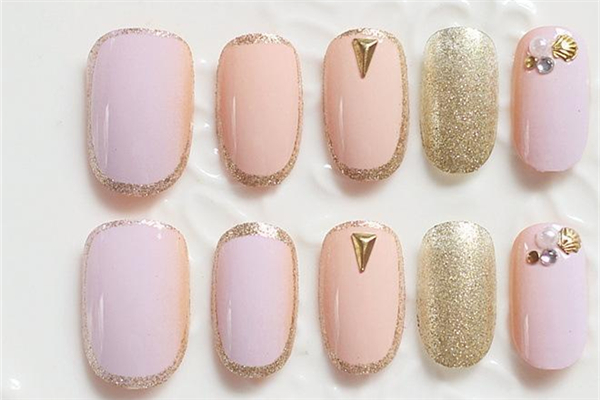 贴甲片贴到肉了可以吗，贴甲片贴到哪个部位