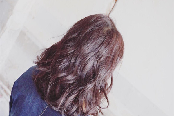 烫发后几天能洗头，烫发后几天能染发