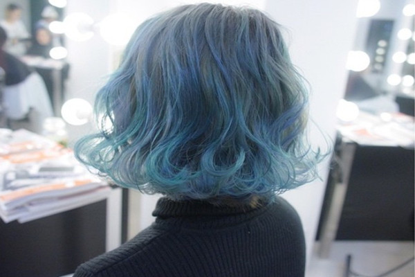 染发用干发还是湿发，染头发前需要洗头发吗