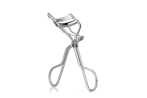 睫毛夹为什么夹了不翘，睫毛夹正确使用方法