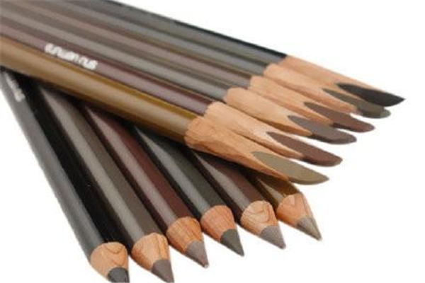 植村秀眉笔会不会掉色，植村秀眉笔是所有专柜都可以削的吗