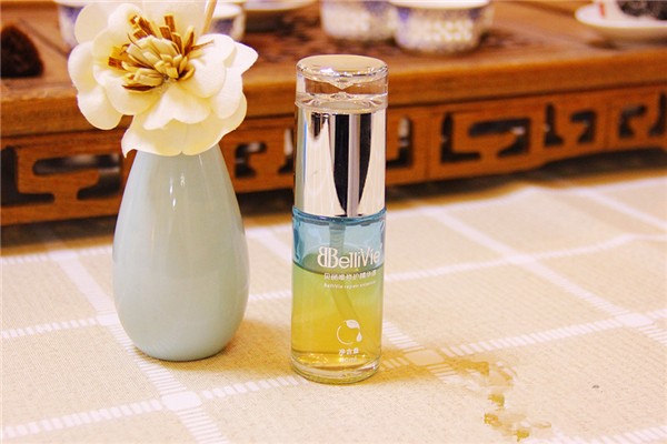 精华液用多少量合适，精华液用多了有副作用吗