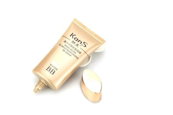 bb霜哪个牌子遮瑕保湿效果好，bb霜可以用来遮黑眼圈吗