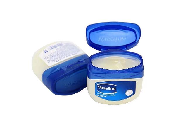 凡士林对湿疹有效吗，湿疹患者可以用凡士林吗