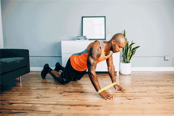 腹肌是瘦出来的还是锻炼出来的，腹肌是瘦的人就有吗