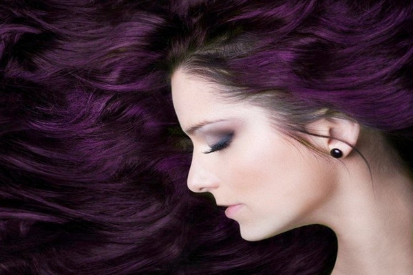 头发焗油是什么，焗油是染发吗