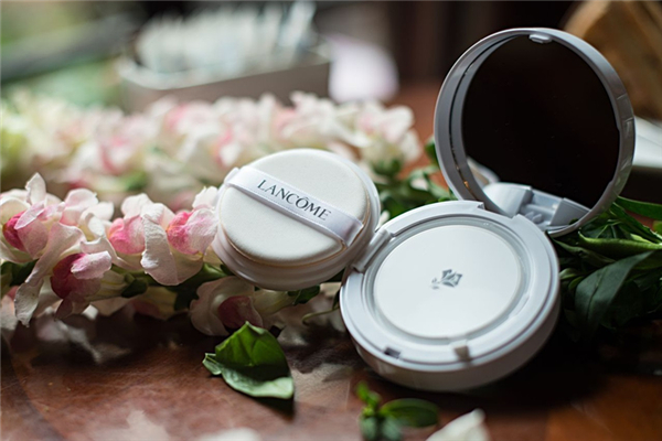 气垫cc霜适合什么皮肤，气垫cc霜正确使用方法