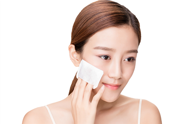 湿敷用压缩面膜好还是化妆棉好，湿敷用洗脸巾可以吗