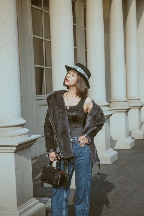 秋冬氛围感美女的穿搭天花板，只需要一件美人计！