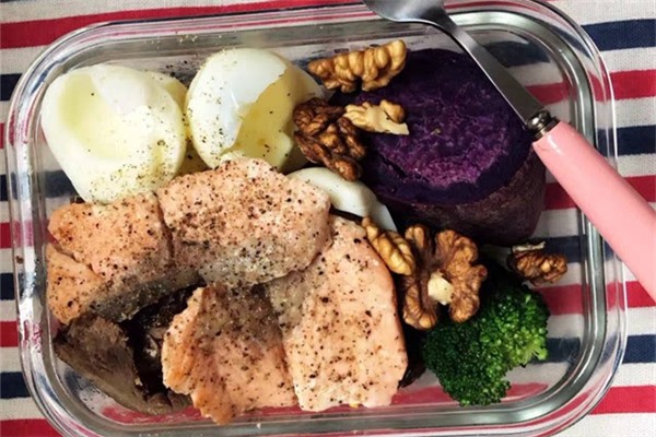 减脂餐吃多久转正常饮食，减脂餐要放橄榄油吗