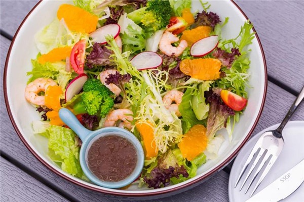 轻食是减肥餐吗，轻食减肥一个月能瘦多少