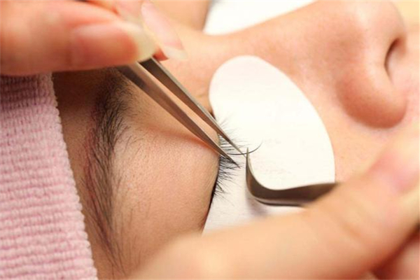 种睫毛一般保持多久，种睫毛要多久时间做好
