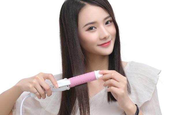 卷发棒对头发伤害大吗，卷发棒伤头发怎么办