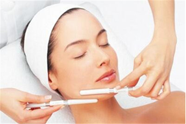 果酸换肤后可以洗脸吗，果酸换肤后要注意些什么