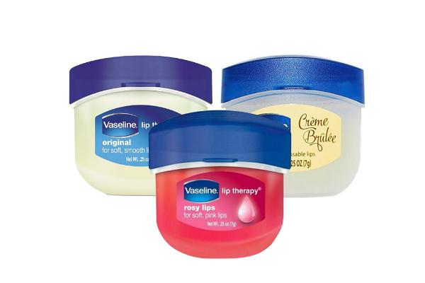 凡士林润唇膏好用吗，凡士林润唇膏可以去黑头吗