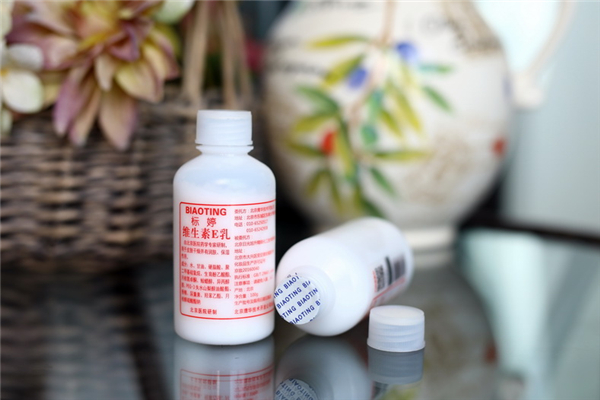 维生素e乳能防晒吗，维生素e乳能修复皮肤屏障吗