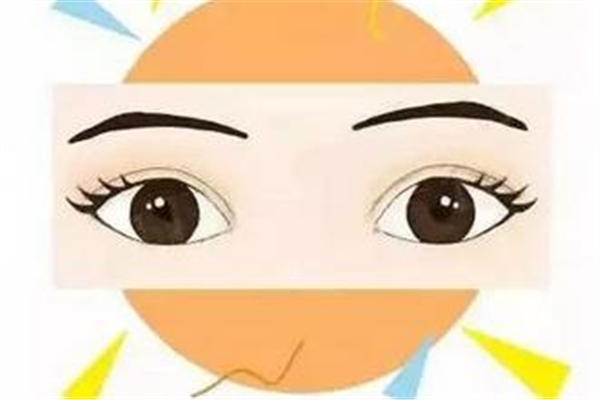 双眼皮手术会留疤吗，双眼皮手术有疤痕怎么办