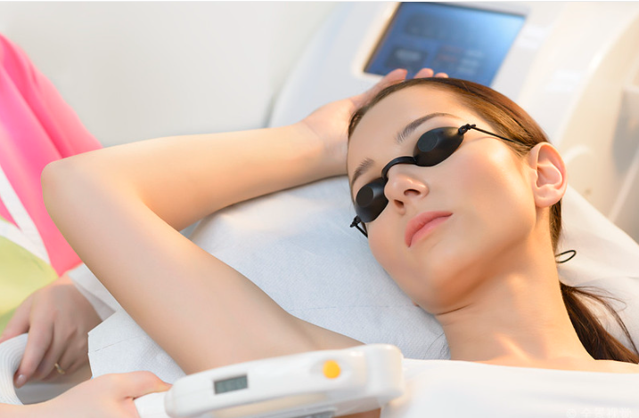 腿毛可以用修眉刀刮吗，腿毛越刮越长怎么办