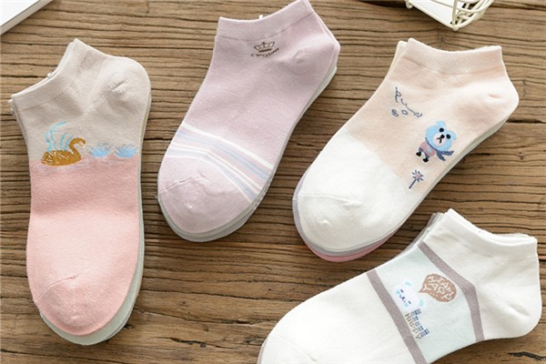 船袜适合什么鞋子，船袜穿鞋舒服吗