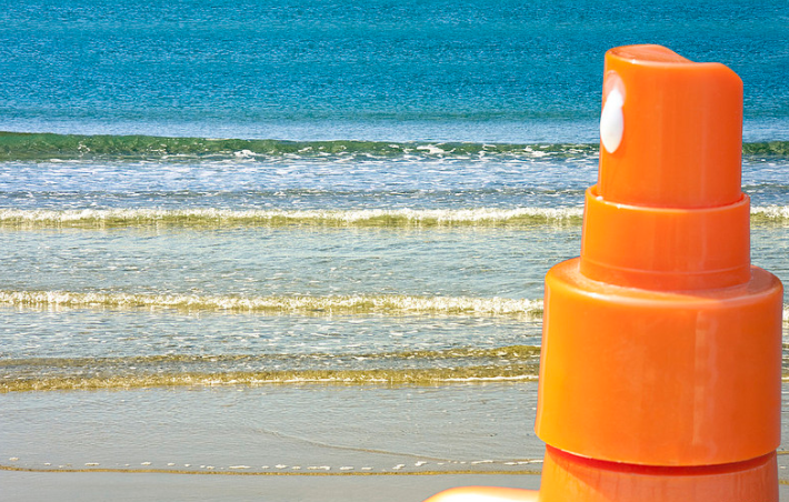 防晒霜第二年还能用吗，怎么判断防晒霜是否过期