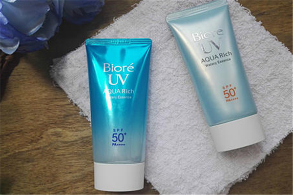 碧柔防晒霜防晒效果怎么样，碧柔防晒霜军训用怎么样