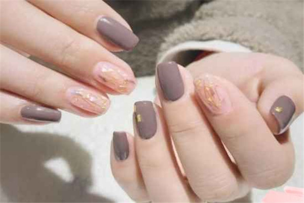 烤的指甲自己可以卸掉吗，卸甲水可以带上高铁吗