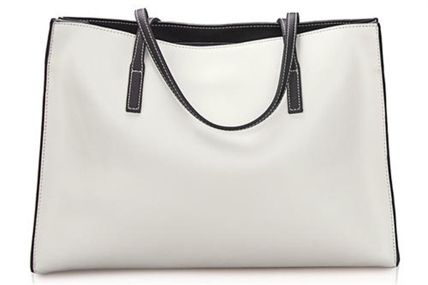 皮包染色了怎么清洗，皮包怎么防止染色