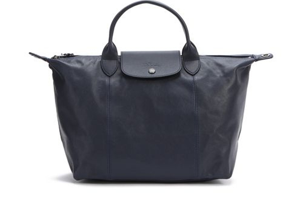 皮包保养油是喷的好还是膏体好，皮包保养油哪个牌子好