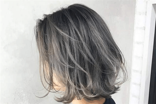 染发后几天可以洗头，染发后洗头要用洗发水吗