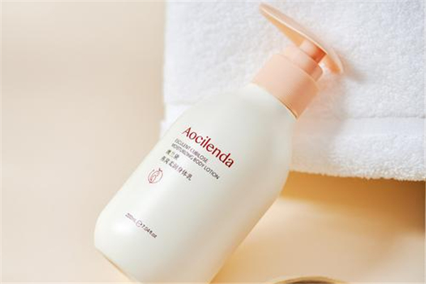 身体乳夏季可以用吗，夏天身体乳怎么用才正确