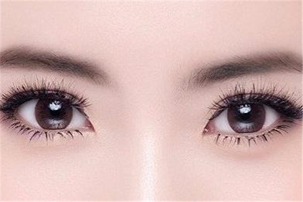 割双眼皮和埋线的区别，割双眼皮好还是埋线好