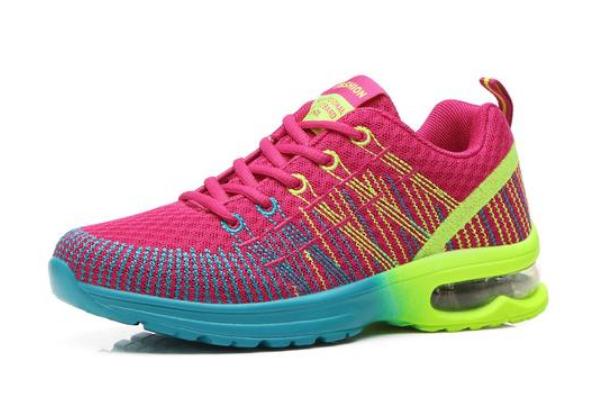 气垫鞋能跑步穿吗，气垫鞋能打羽毛球吗