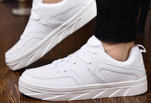 休闲鞋哪个品牌好，休闲鞋哪个品牌鞋底最舒服