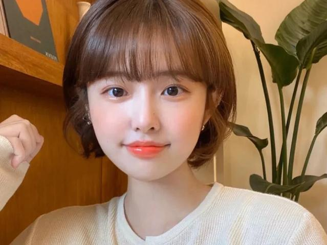 女生什么发型好看适合学生的，可爱又清纯风