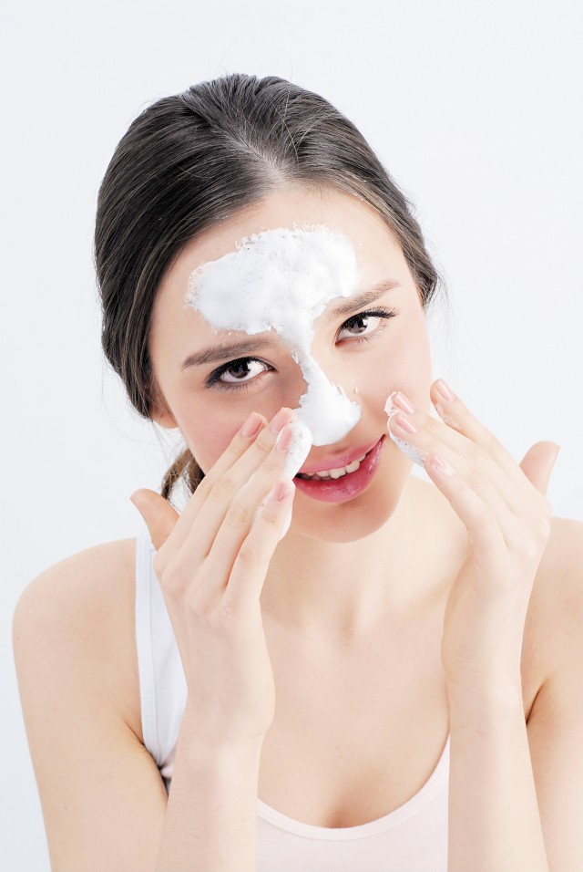 黑头是怎么形成的，黑头是什么原因导致的