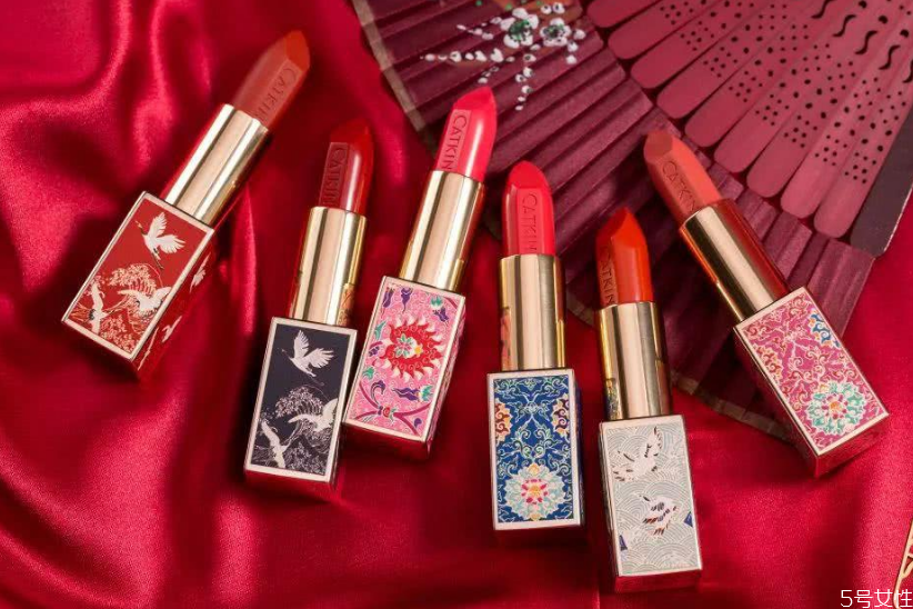 得物上面的口红是真的吗，毒上的口红为什么便宜