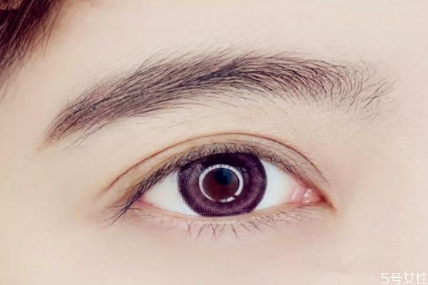 隐形眼镜能带12小时吗，戴美瞳好吗