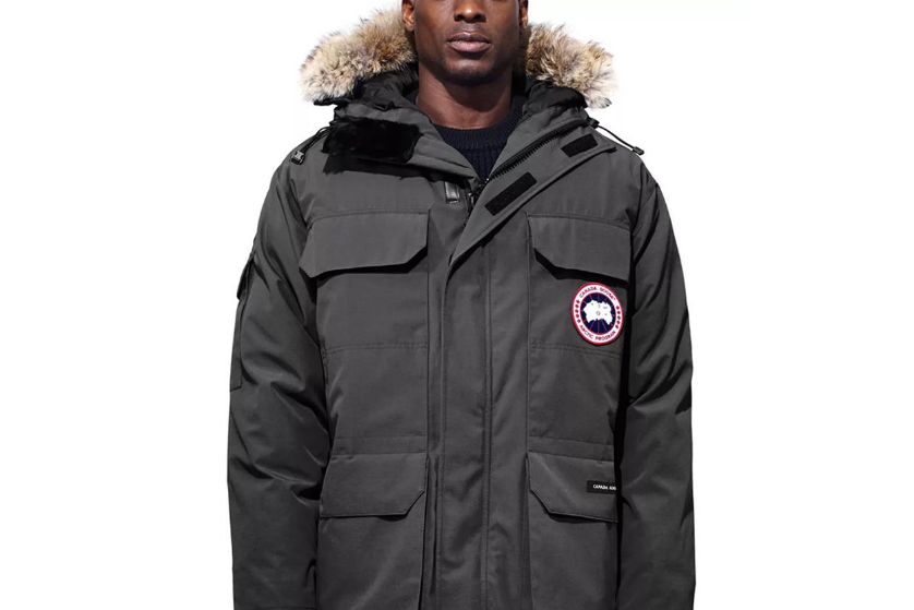 加拿大鹅远征款有背带吗，加拿大鹅远征款真假