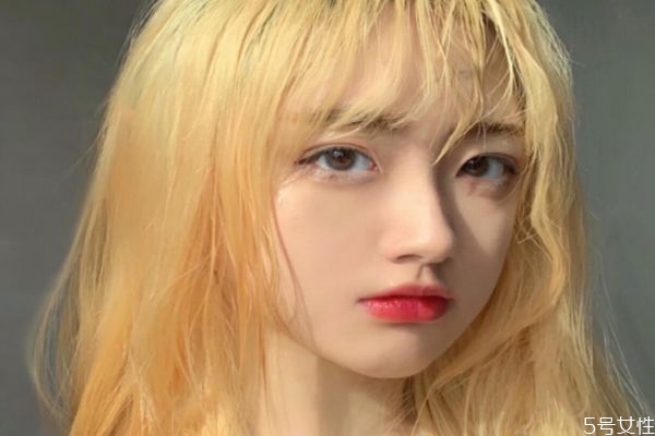 漂发可以湿发吗，漂发可以直接染吗