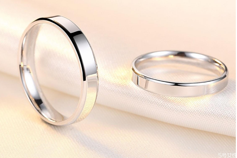 情侣对戒一般多少钱可以买到，情侣对戒哪个牌子好