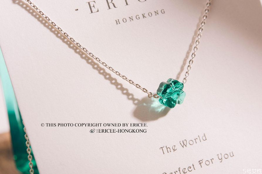 锁骨链怎么戴好看，锁骨链的佩戴技巧