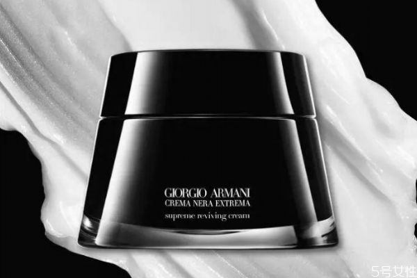 阿玛尼黑钥匙面霜需要乳化吗，阿玛尼黑钥匙面霜多少钱