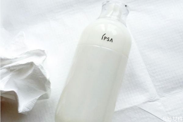 茵芙莎美肌液和乳液有什么区别，ipsa美肌液是水还是乳液